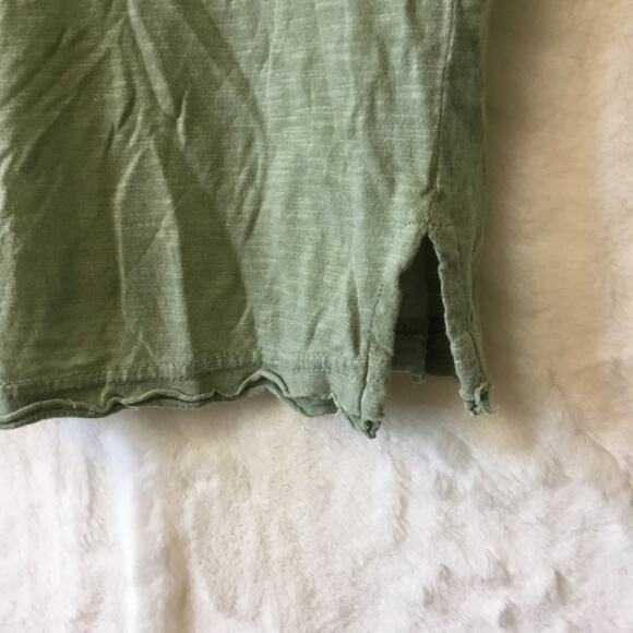 Juicy Couture Light Green V-Neck Tee - Picture 11 of 15